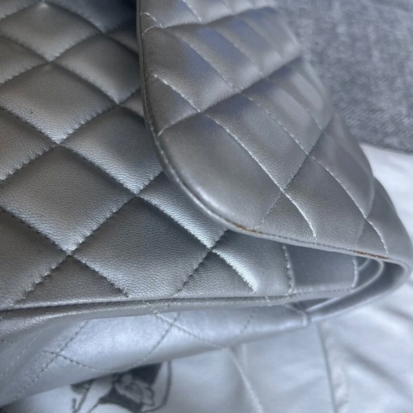 Chanel Silver Large Lambskin Flap Shoulder Bag- 100% Authentic & Rare - Picture 12 of 14